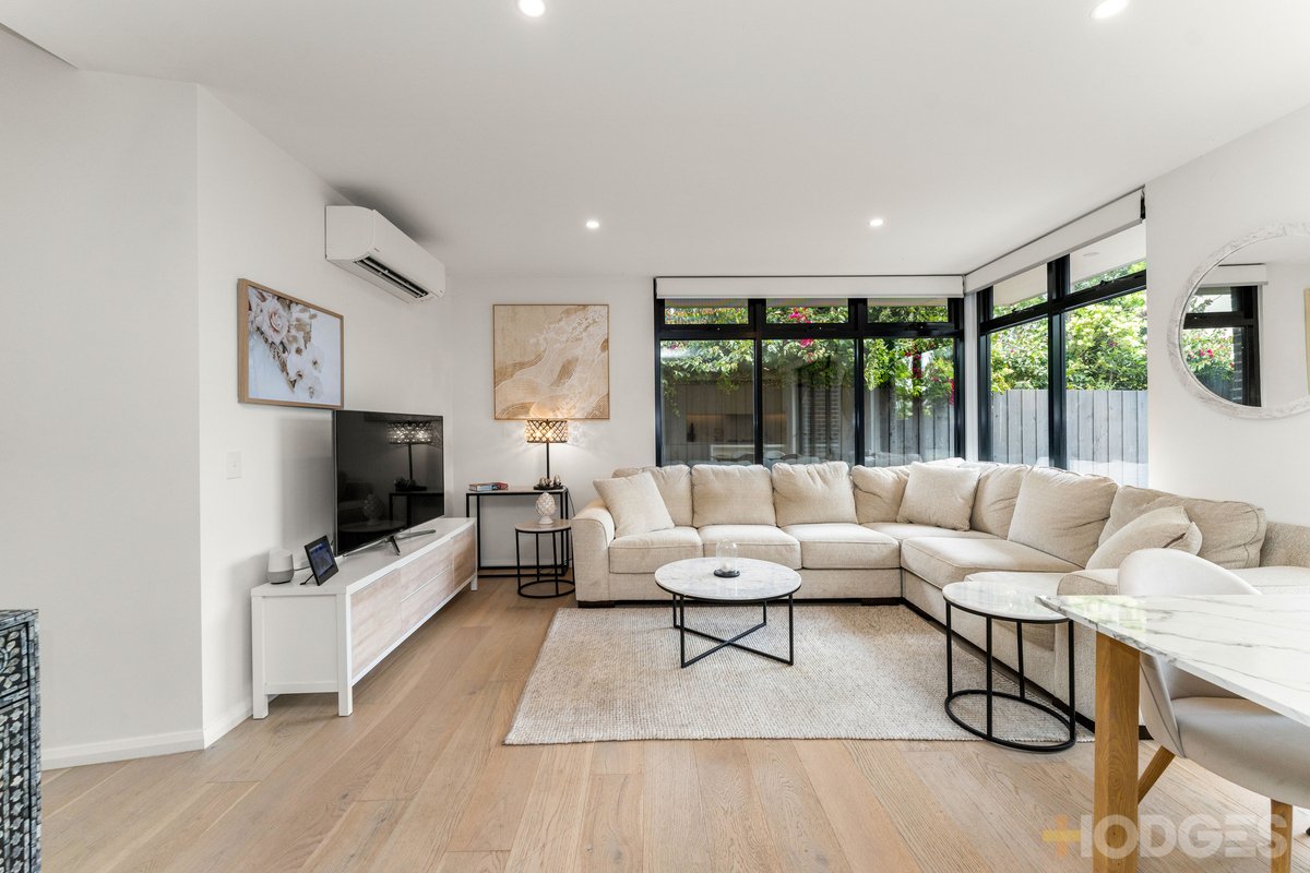 4 / 342C Beach Road Black Rock - Residential for sale