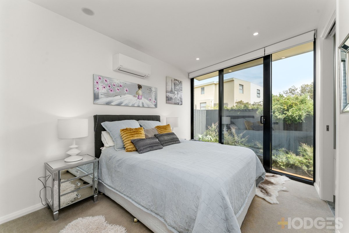 4 / 342C Beach Road Black Rock - Residential for sale
