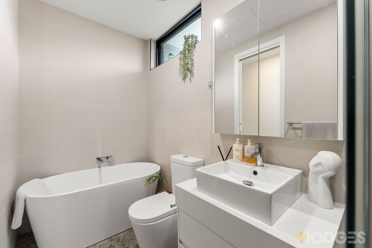 4 / 342C Beach Road Black Rock - Residential for sale
