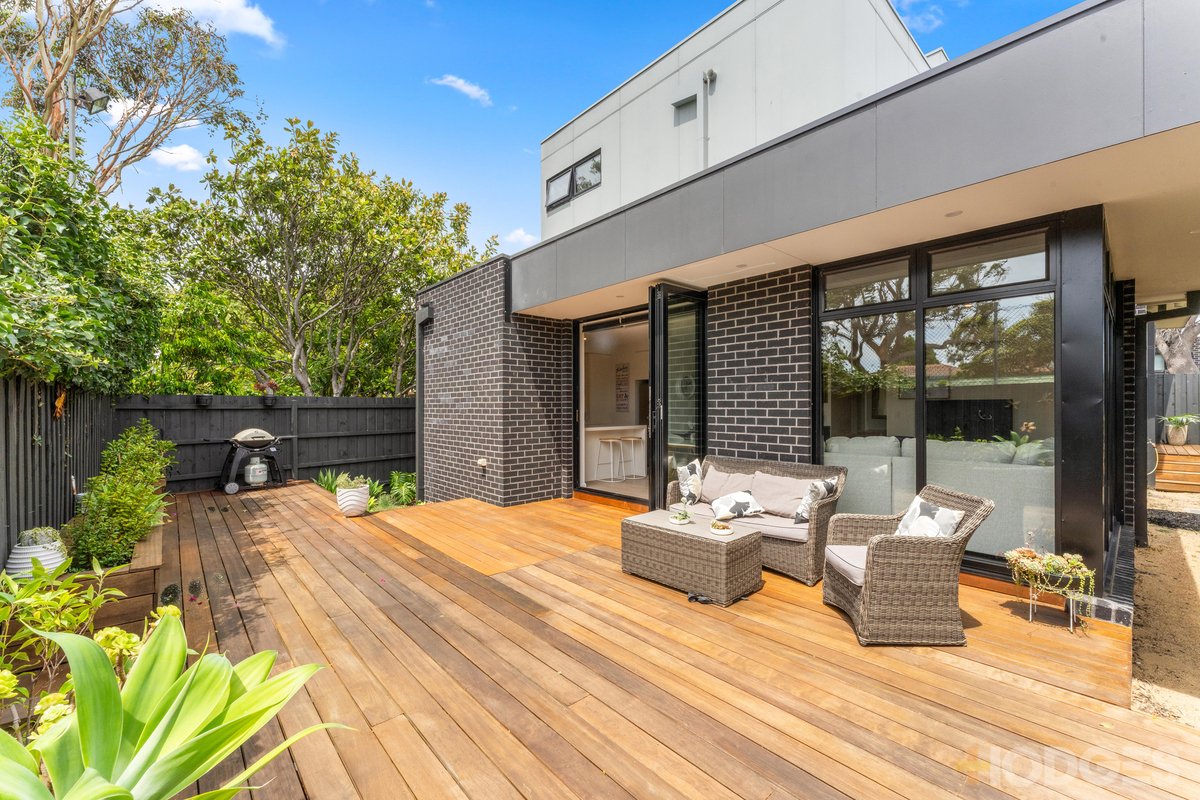 4 / 342C Beach Road Black Rock - Residential for sale