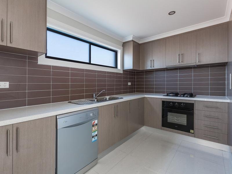 4 / 357 Geelong Road KINGSVILLE - Residential for sale
