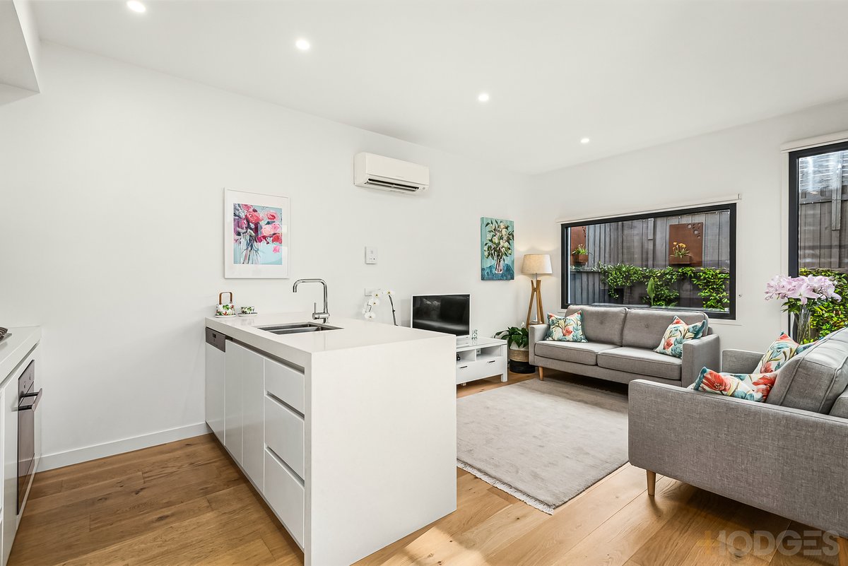 4 / 36 Crisp Street Hampton - Residential for sale