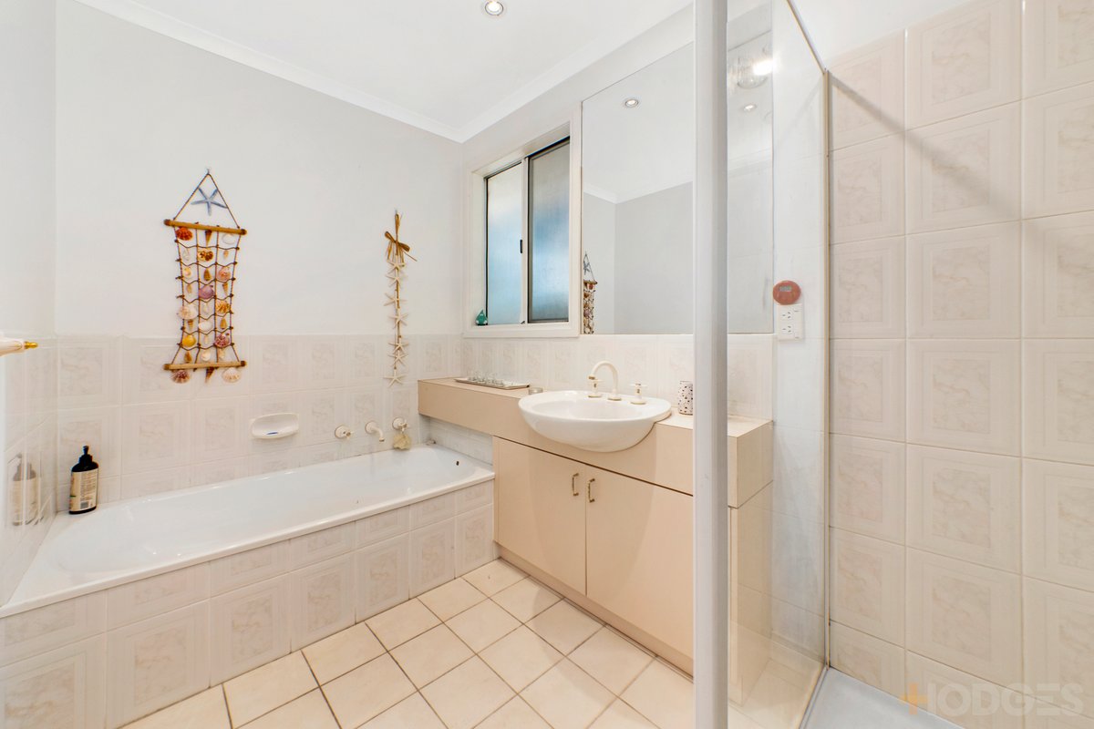 438 Como Parade West Parkdale - Residential for sale