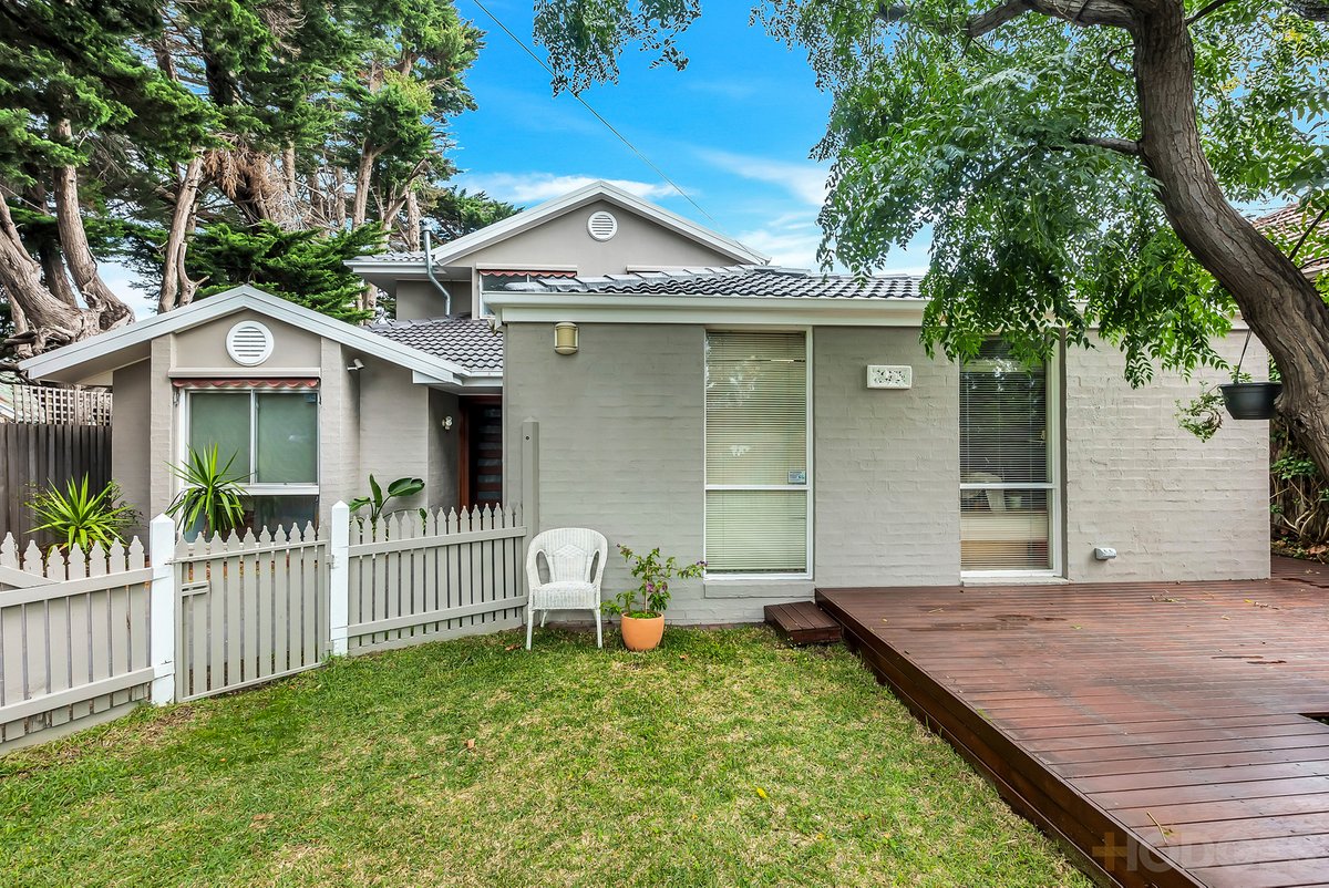 438 Como Parade West Parkdale - Residential for sale