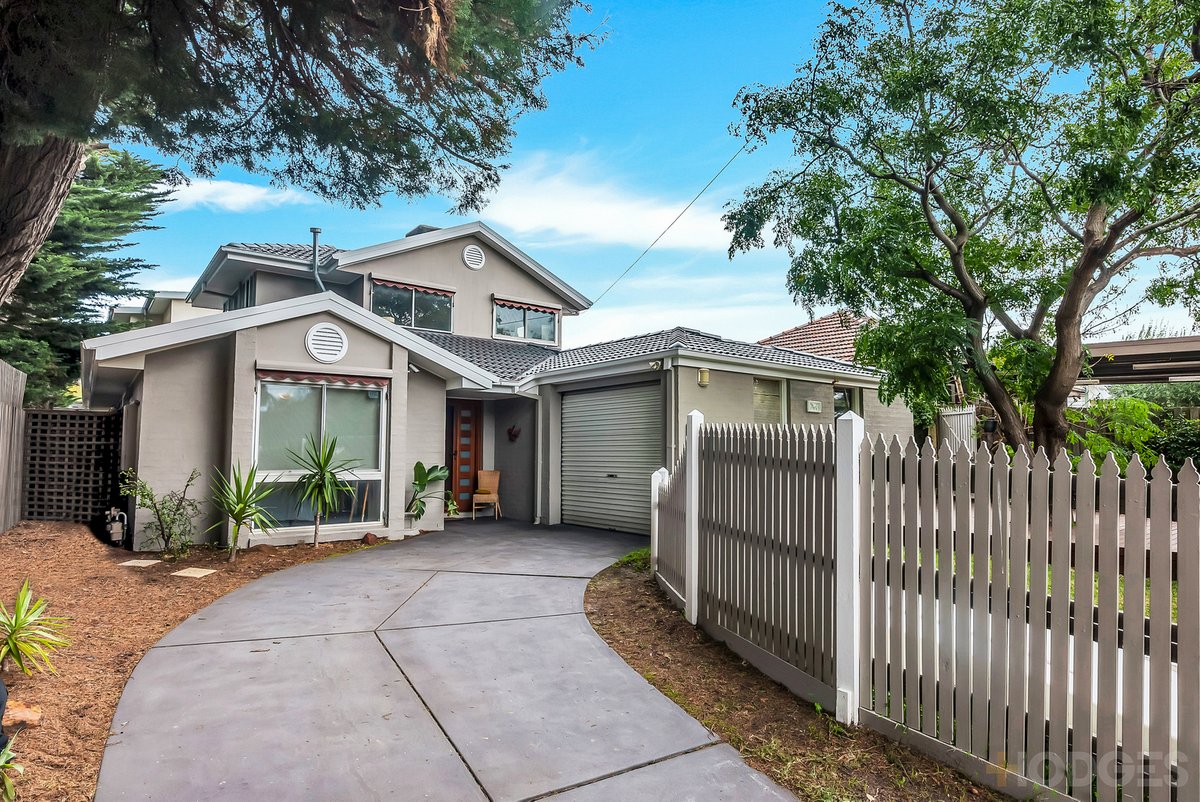 438 Como Parade West Parkdale - Residential for sale