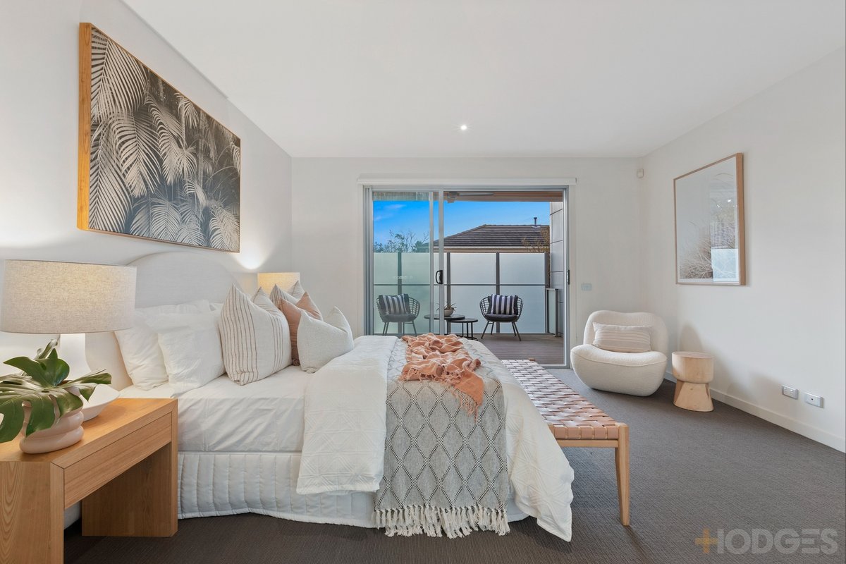 4 / 4 Beach Road Beaumaris - Residential for sale