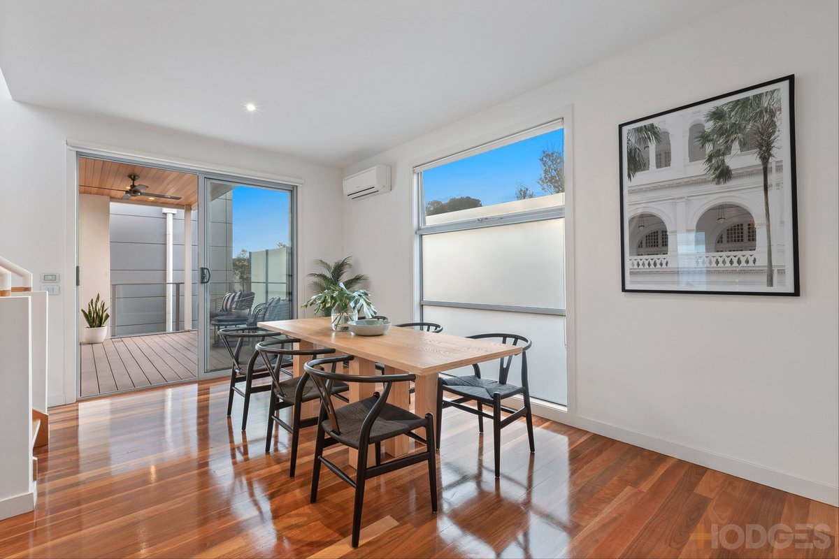 4 / 4 Beach Road Beaumaris - Residential for sale