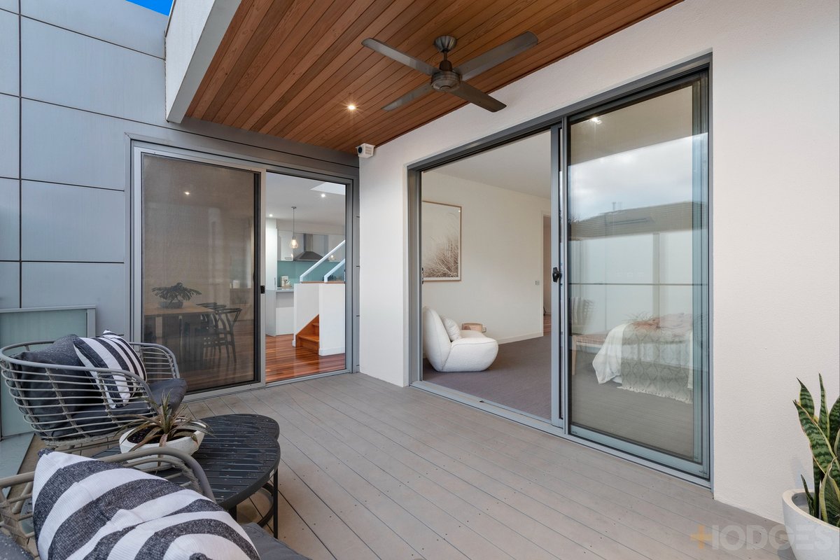 4 / 4 Beach Road Beaumaris - Residential for sale
