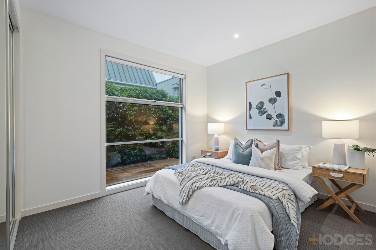 4 / 4 Beach Road Beaumaris - Residential for sale