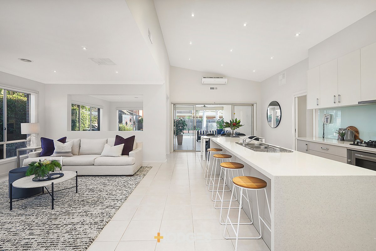 44 Elizabeth Street Bentleigh East - Residential for sale