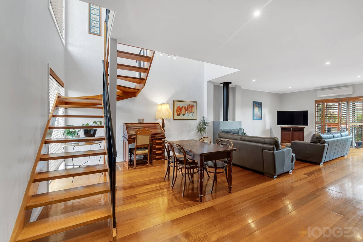 4 / 44 Collins Street Mentone - Residential for sale