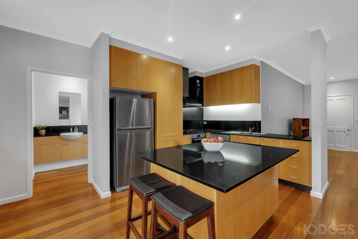 4 / 44 Collins Street Mentone - Residential for sale