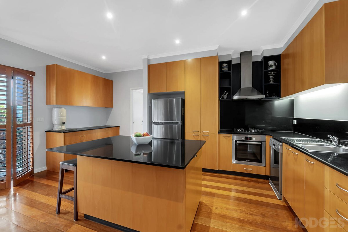 4 / 44 Collins Street Mentone - Residential for sale