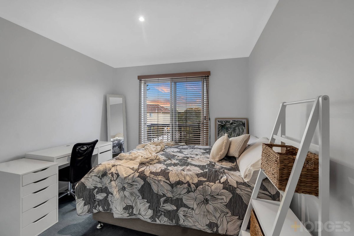 4 / 44 Collins Street Mentone - Residential for sale