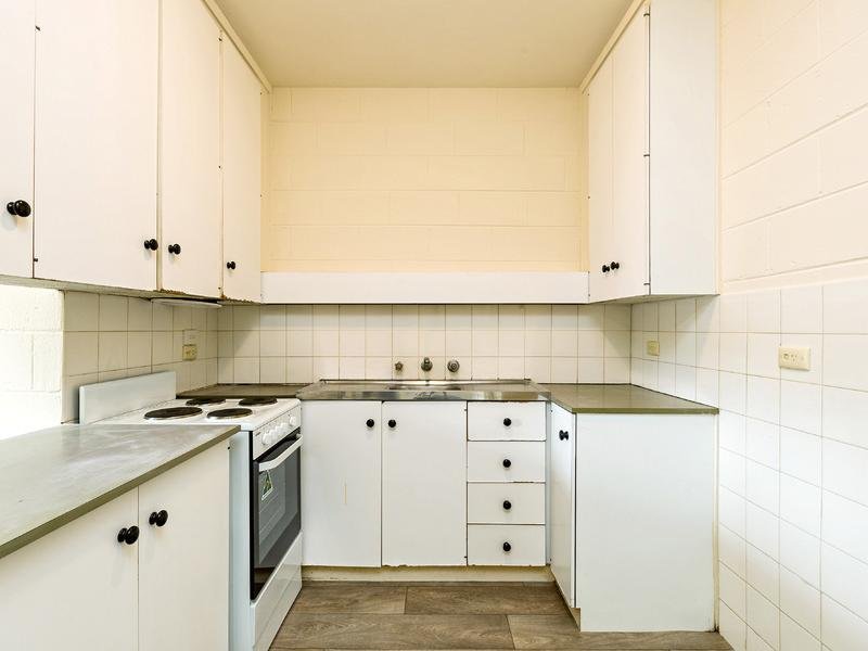 4 / 44 Geelong Road FOOTSCRAY - Residential for sale