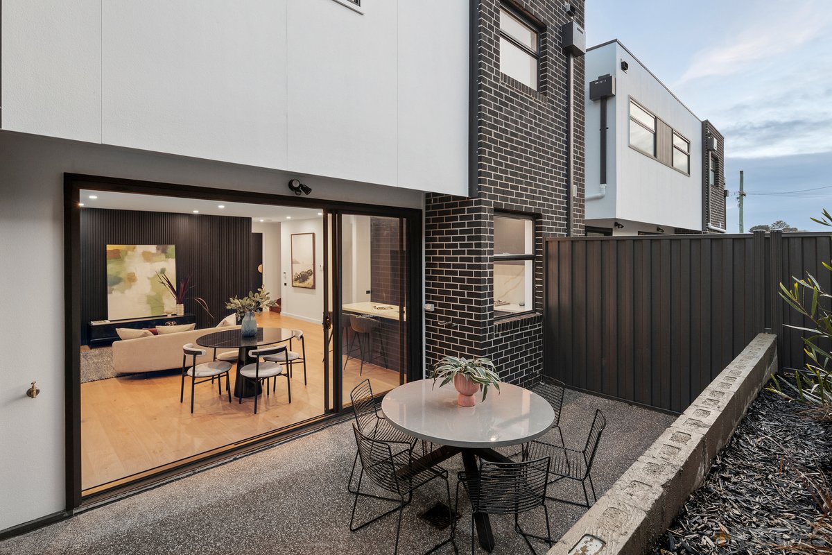 4 / 44 Graham Road Highett - Residential for sale