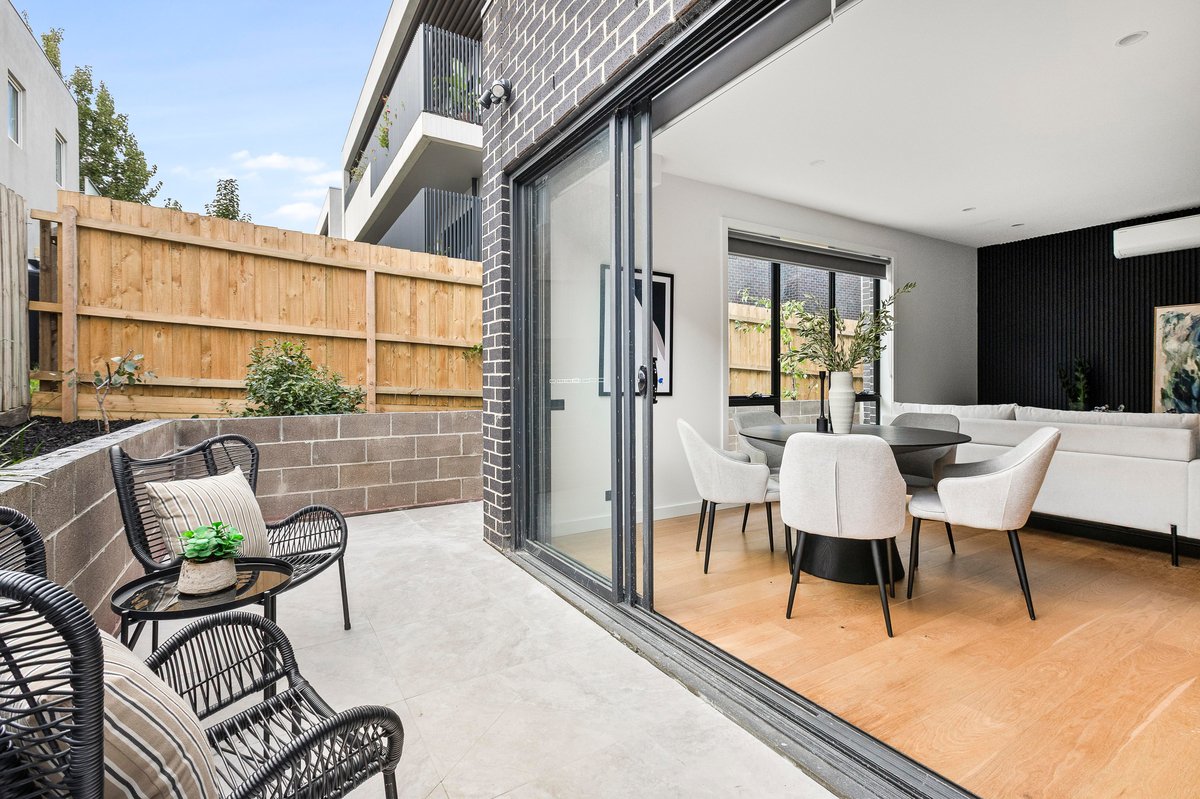 4 / 44A Graham Road Highett - Residential for lease