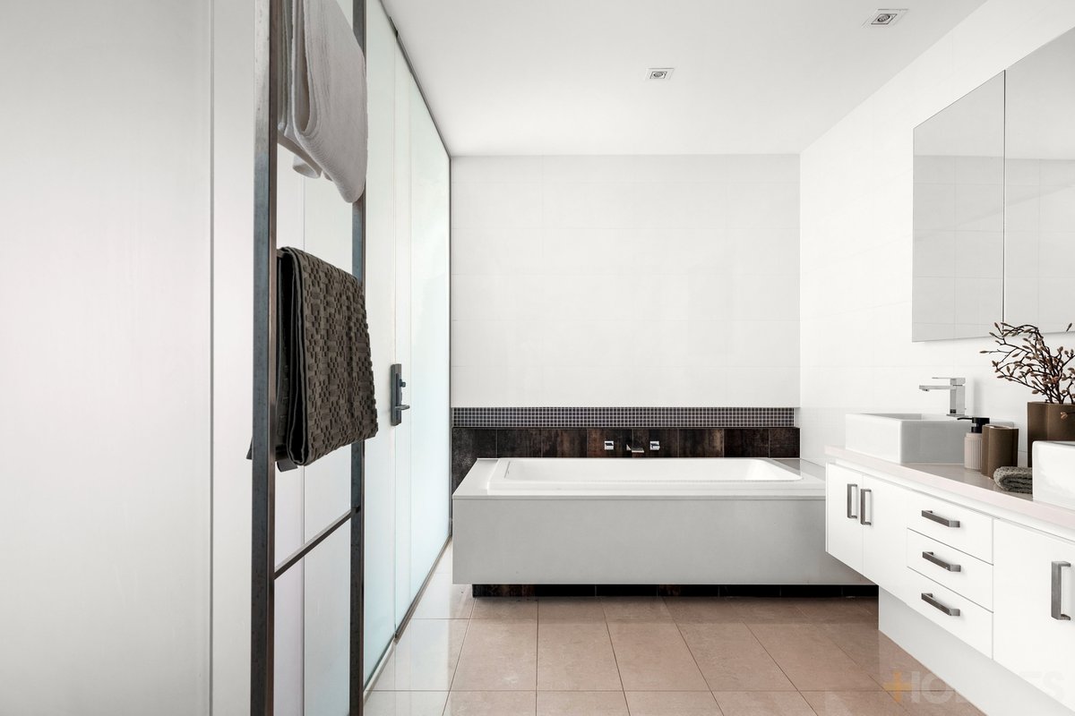 447 Balcombe Road Beaumaris - Residential for sale