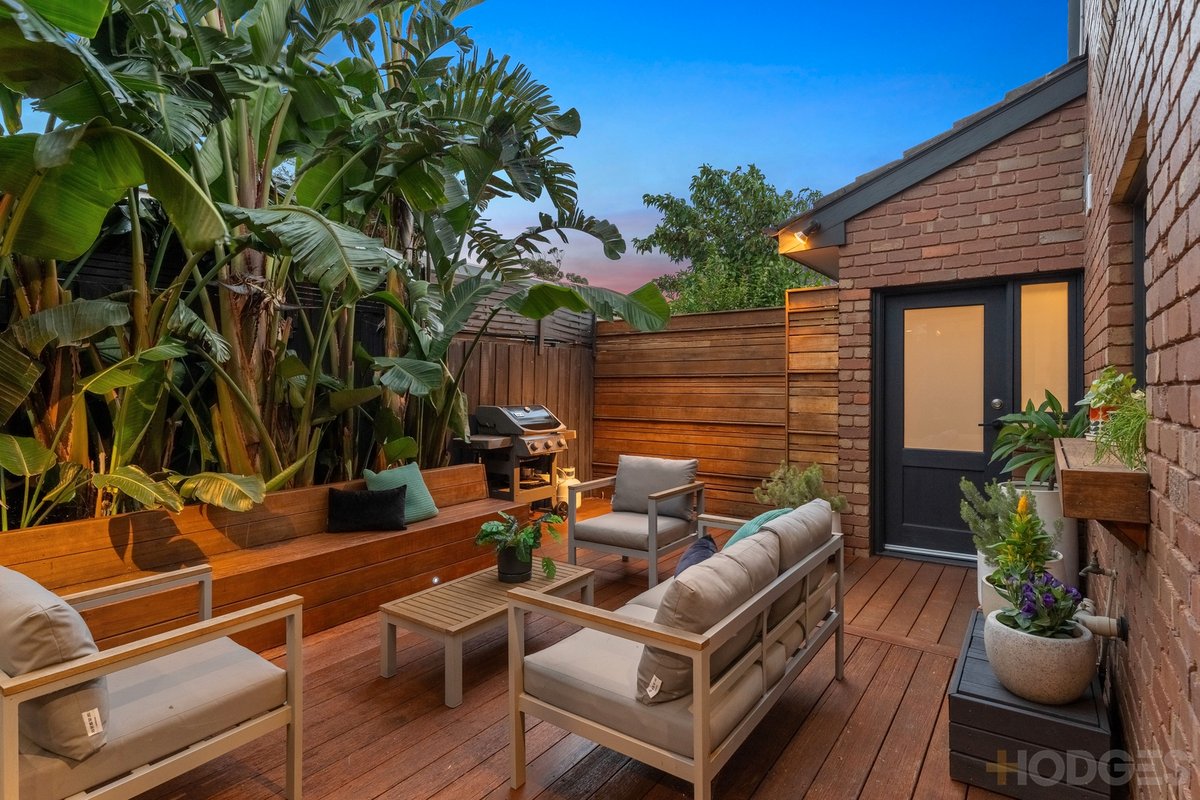4 / 5 Love Street Black Rock - Residential for sale