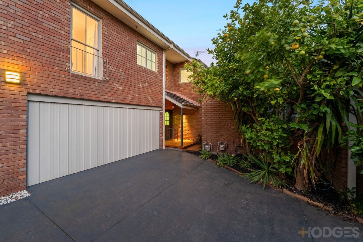 4 / 5 Love Street Black Rock - Residential for sale