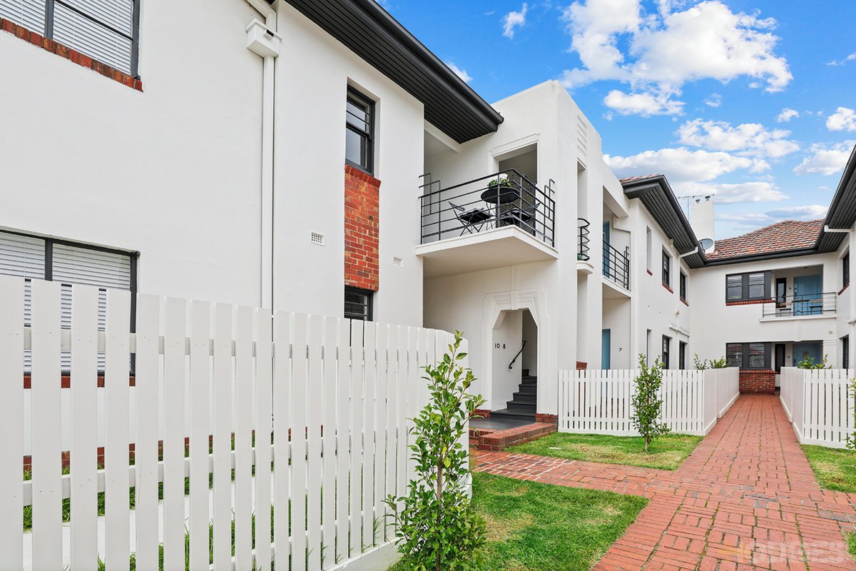 4 / 500-506 Glen Huntly Road Elsternwick - Residential for sale