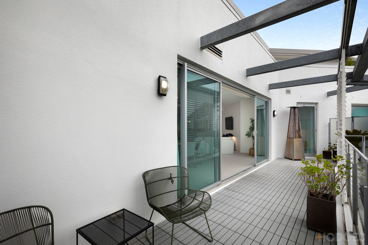45 / 15 Beach Road Hampton - Residential for sale
