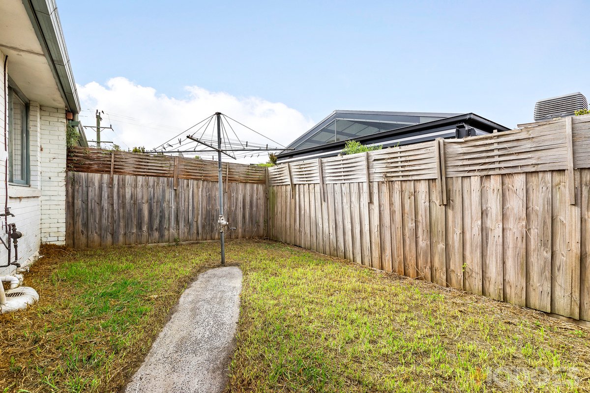 4 / 58 Bondi Road Bonbeach - Residential for sale