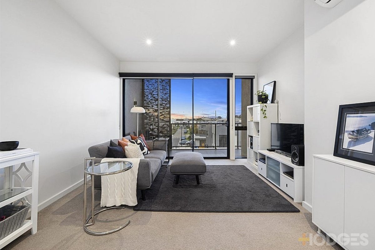 4 / 6 Bellevue Road Cheltenham - Residential for sale