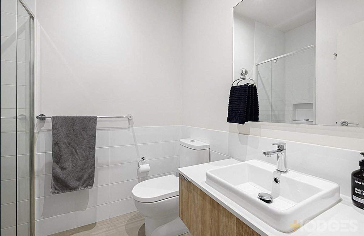 4 / 6 Bellevue Road Cheltenham - Residential for sale