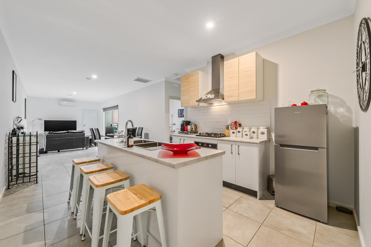 46 Cranberry Crescent Manor Lakes - Residential for sale