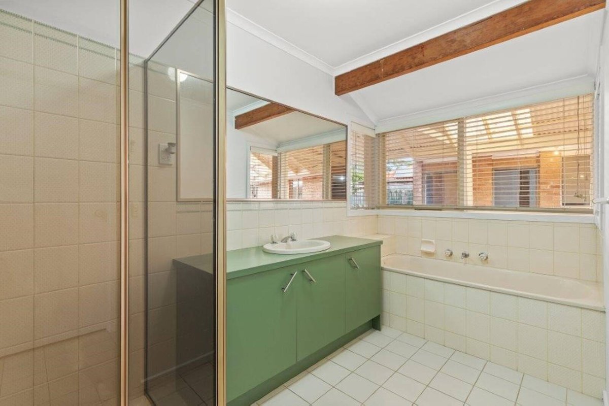 46 Flinders Crescent Wyndham Vale - Residential for sale