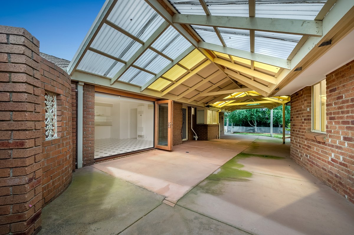 46 Flinders Crescent Wyndham Vale - Residential for sale