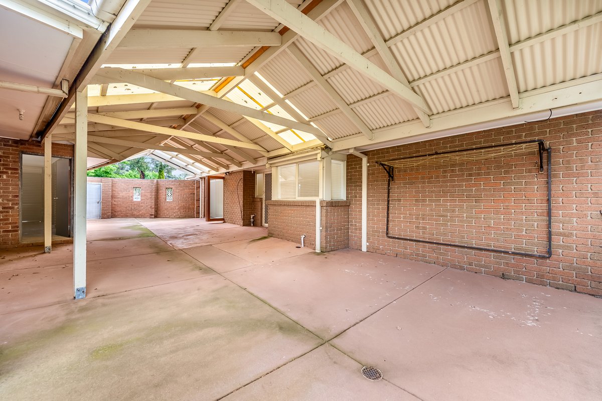 46 Flinders Crescent Wyndham Vale - Residential for sale