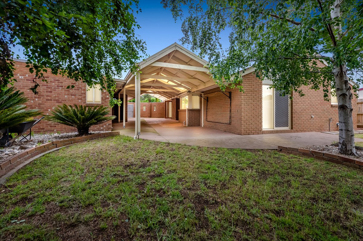 46 Flinders Crescent Wyndham Vale - Residential for sale