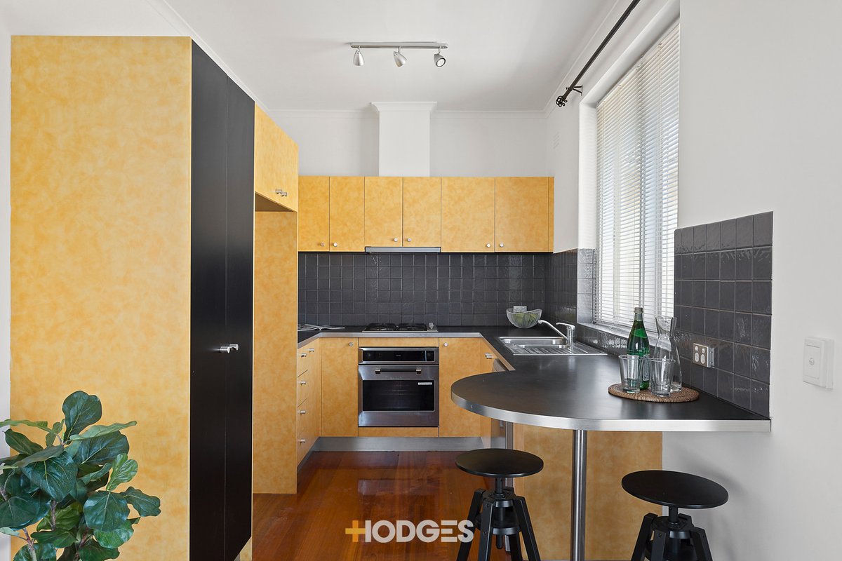 4/62 Truganini Road Carnegie - Residential for sale