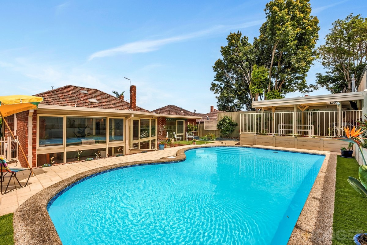 47 Naples Road Mentone - Residential for sale