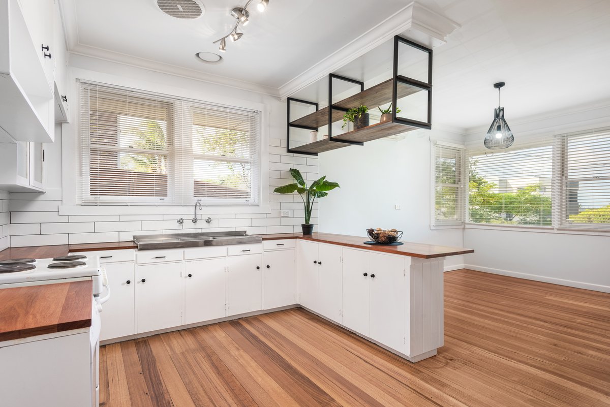 47A The Corso  Parkdale - 3 bedroom property