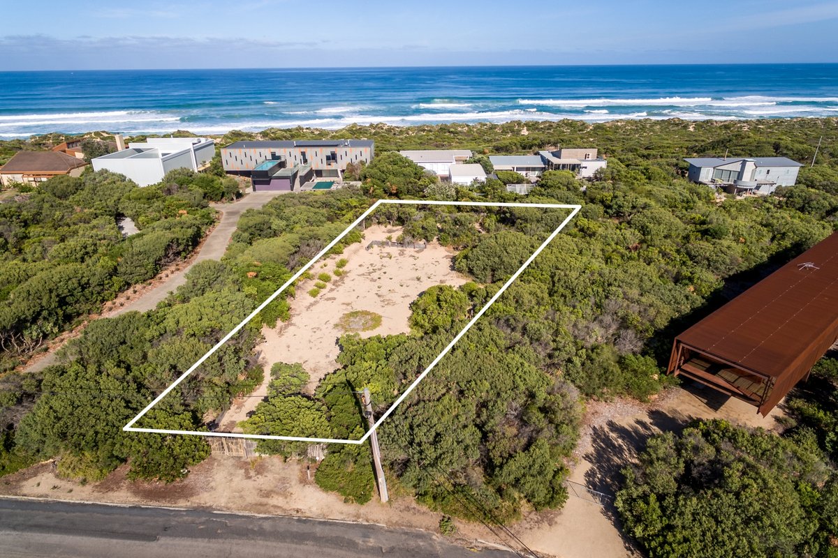 48 Constantine Avenue ST ANDREWS BEACH - Residential for sale