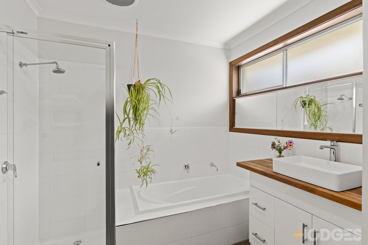 48 Fraser Crescent Ocean Grove - Residential for sale