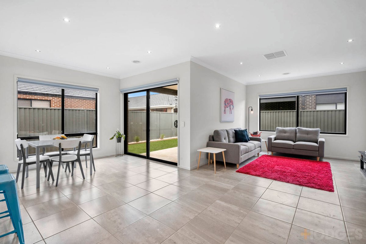 48 Pelican Way Lara - Residential for sale
