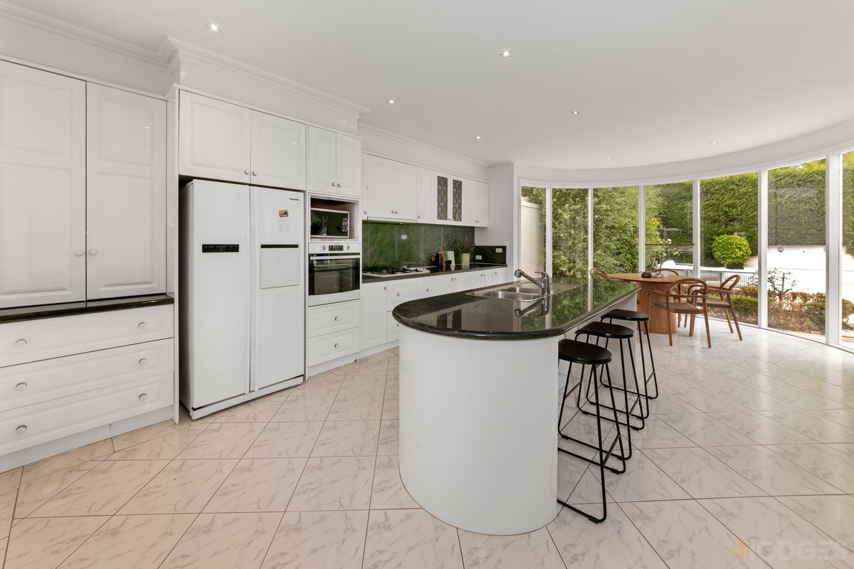 48 Roslyn Street Brighton - Residential for sale