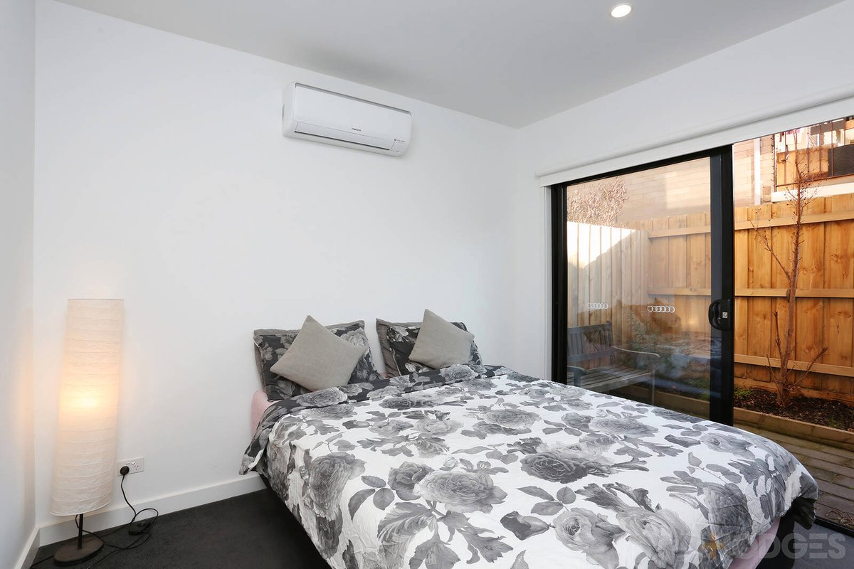 4 / 8 Salmon Street Mentone - Residential for sale