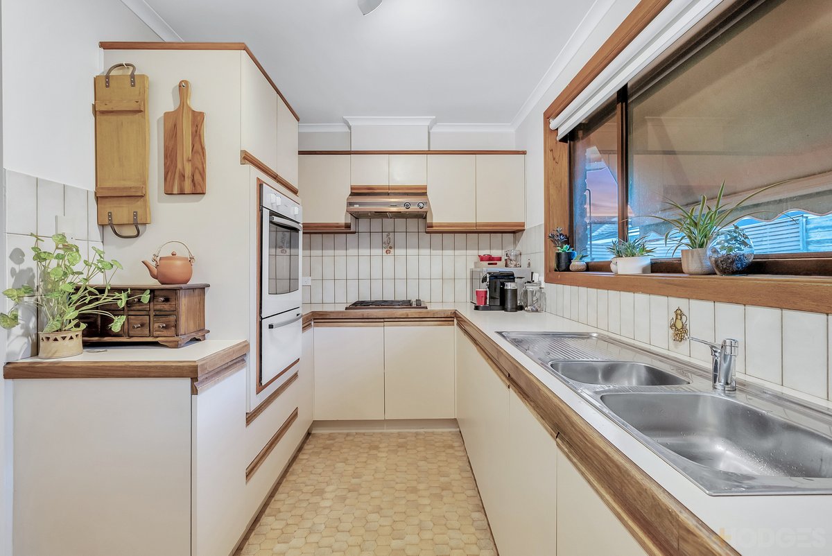 4 / 8 Thistle Grove Highett - Residential for sale