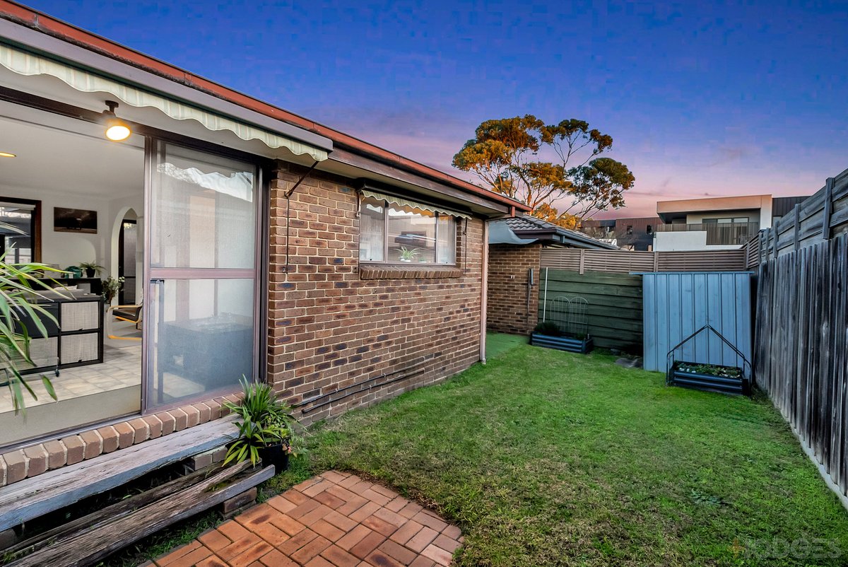 4 / 8 Thistle Grove Highett - Residential for sale