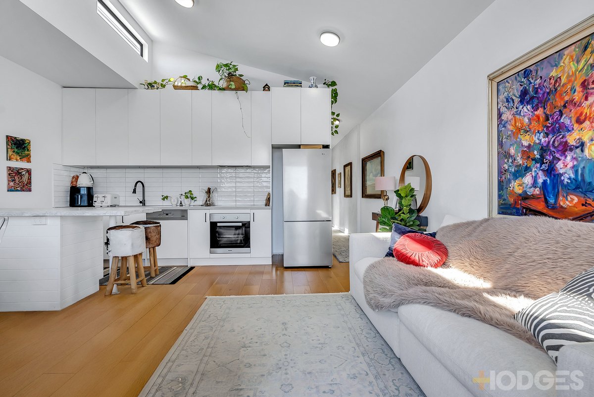 4 / 86 Charman Road Mentone - Residential for sale