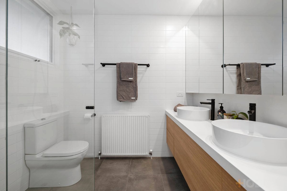 487 Balcombe Road Beaumaris - Residential for sale