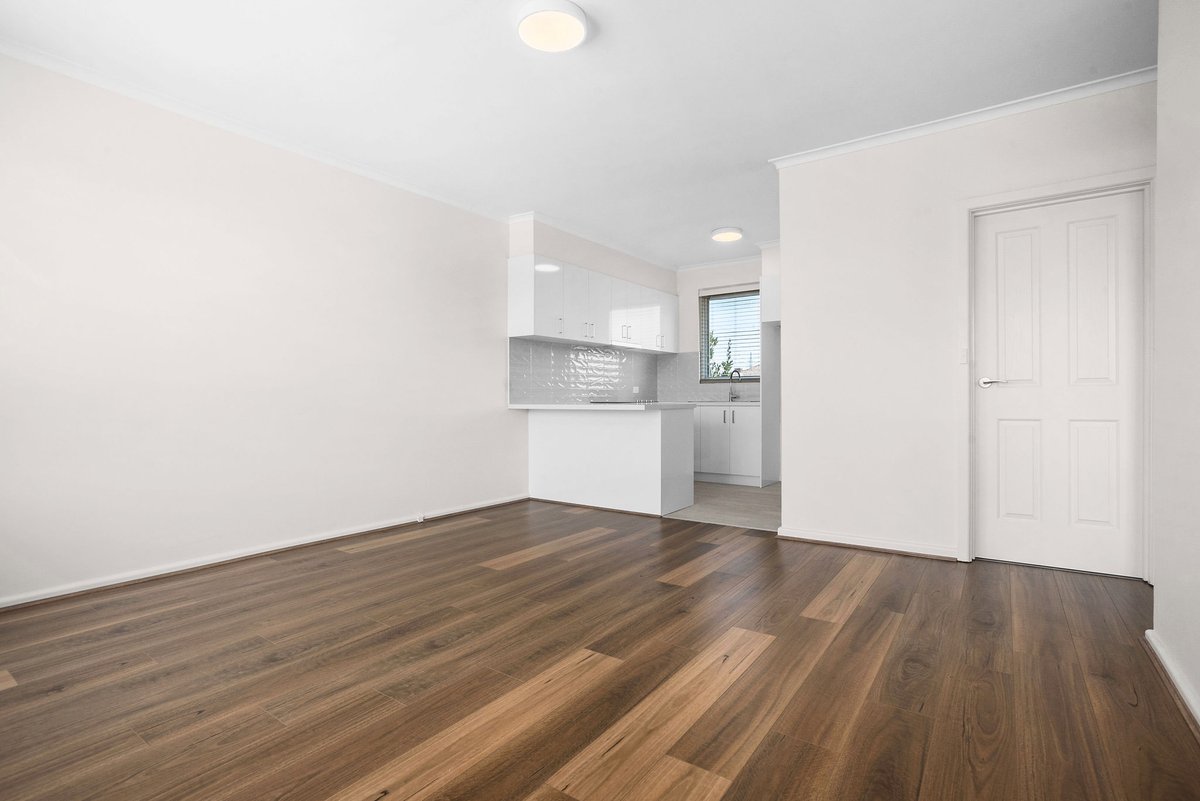 4/87 Como Parade East (enter via Seventh St) Parkdale - Residential for lease