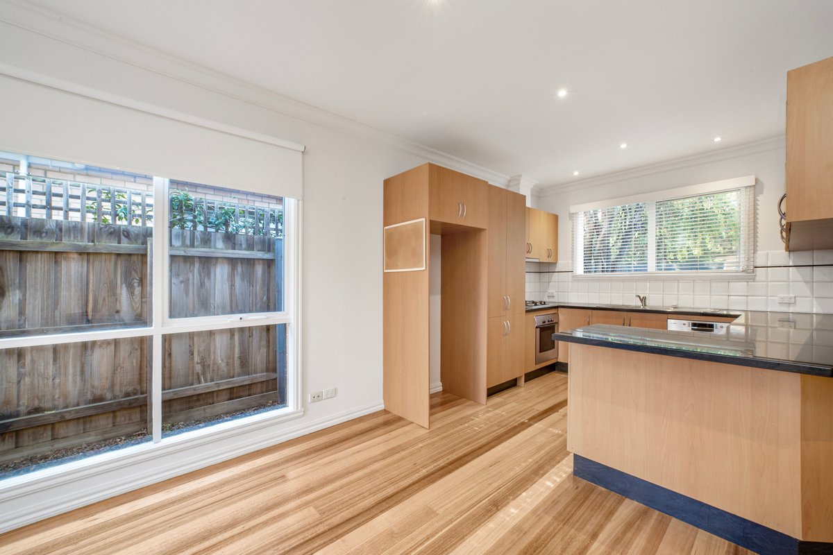 48A Weatherall Road Cheltenham - Residential for lease