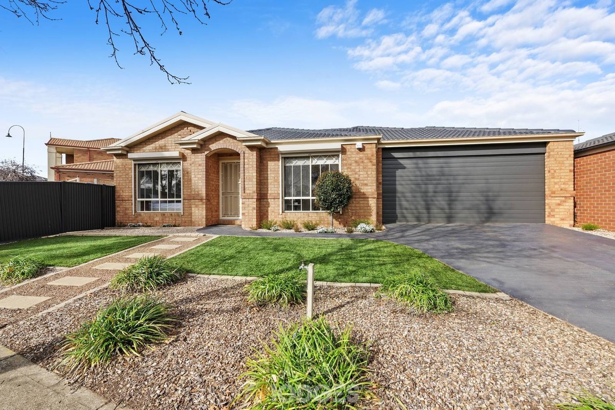 49 Bridgewater Way Truganina - Residential for sale