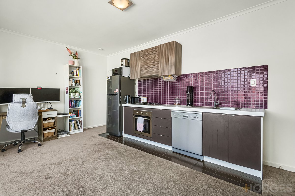 4 / 9 Evelyn Street St Kilda East - Residential for sale
